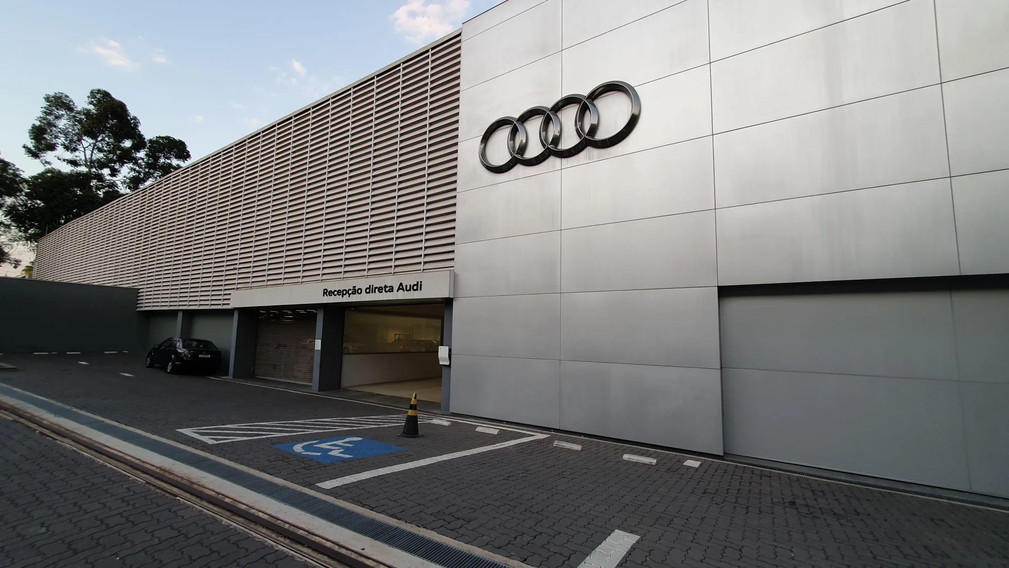 AUDI CENTER | BEXP ALPHAVILLE