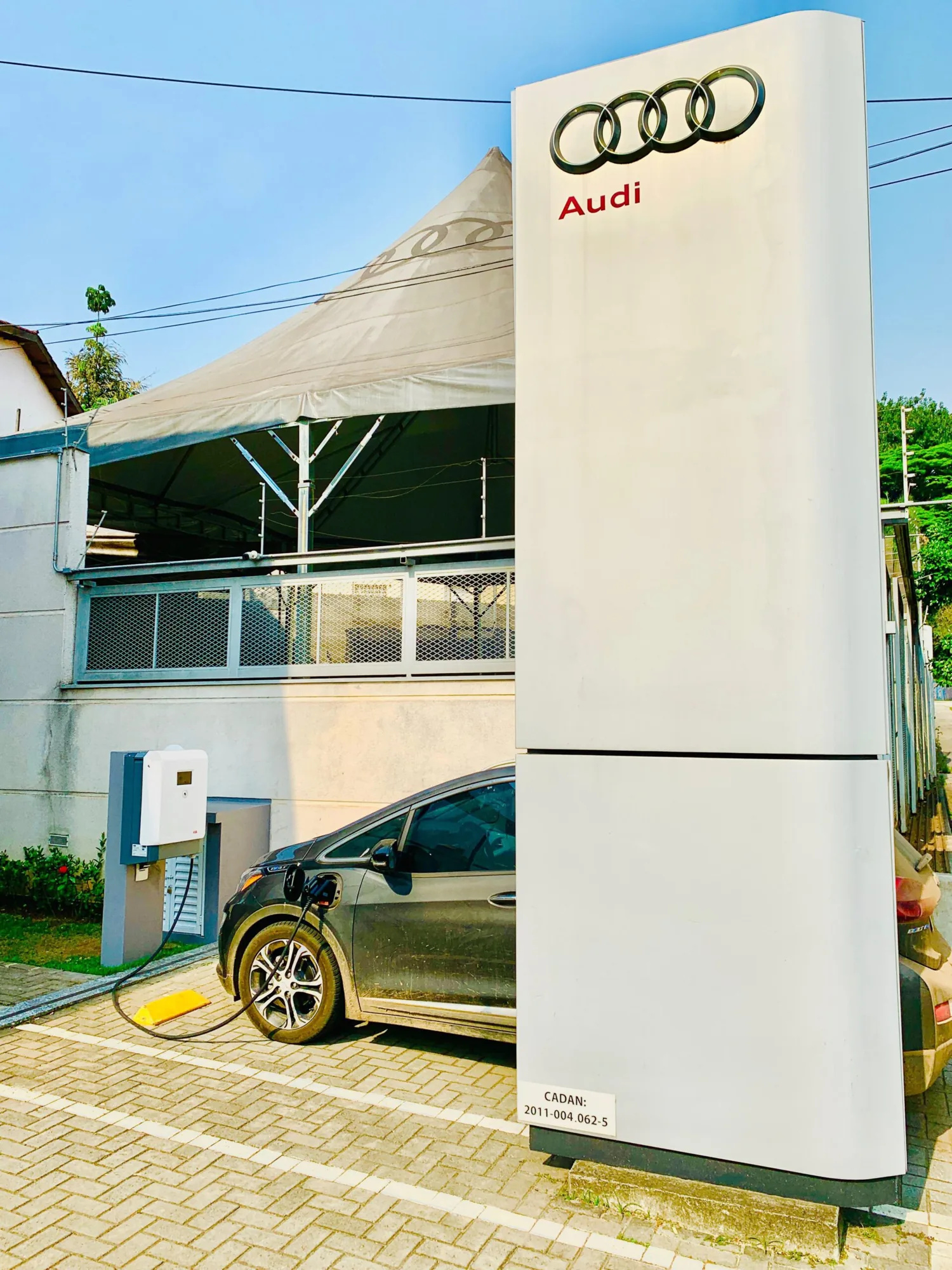 AUDI CENTER | SORANA PINHEIROS