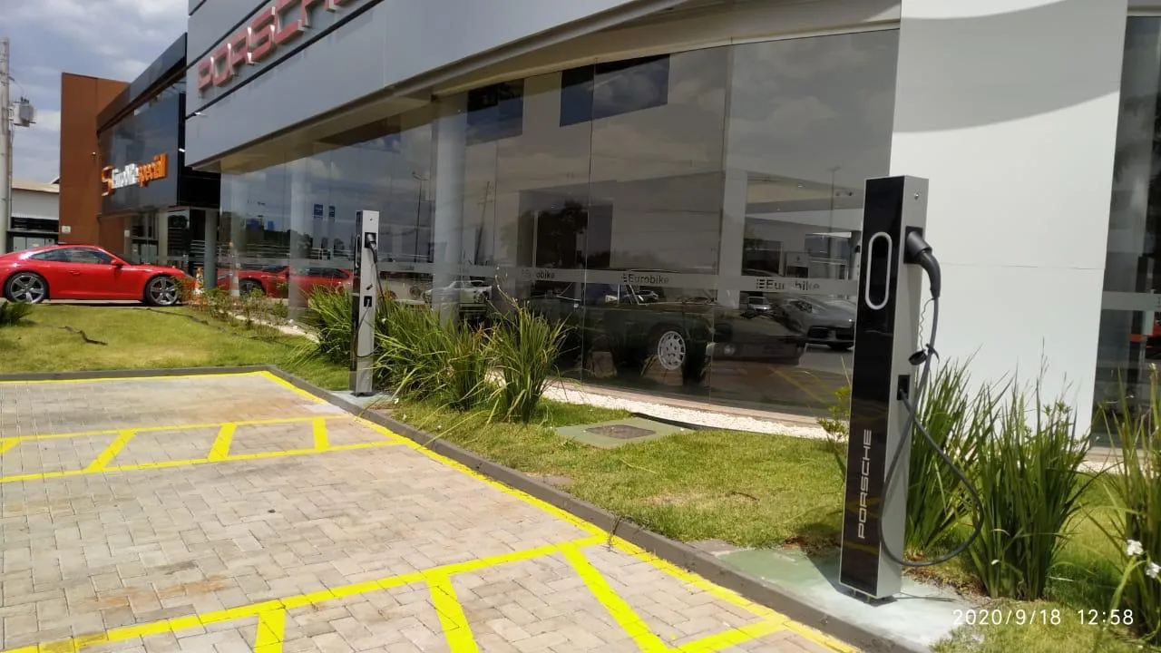 PORSCHE CENTER BRASÍLIA