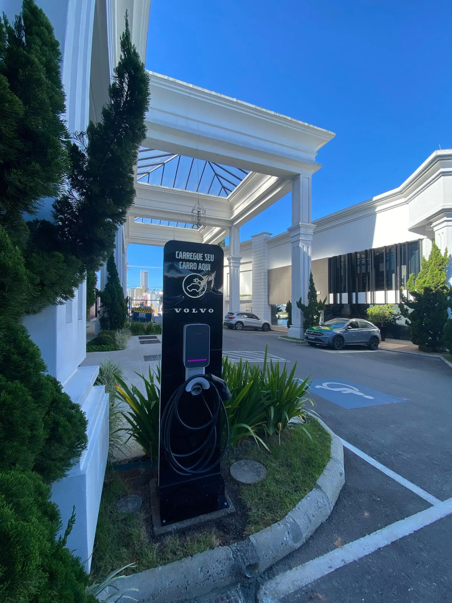 CASAHALL DESIGN DISTRICT