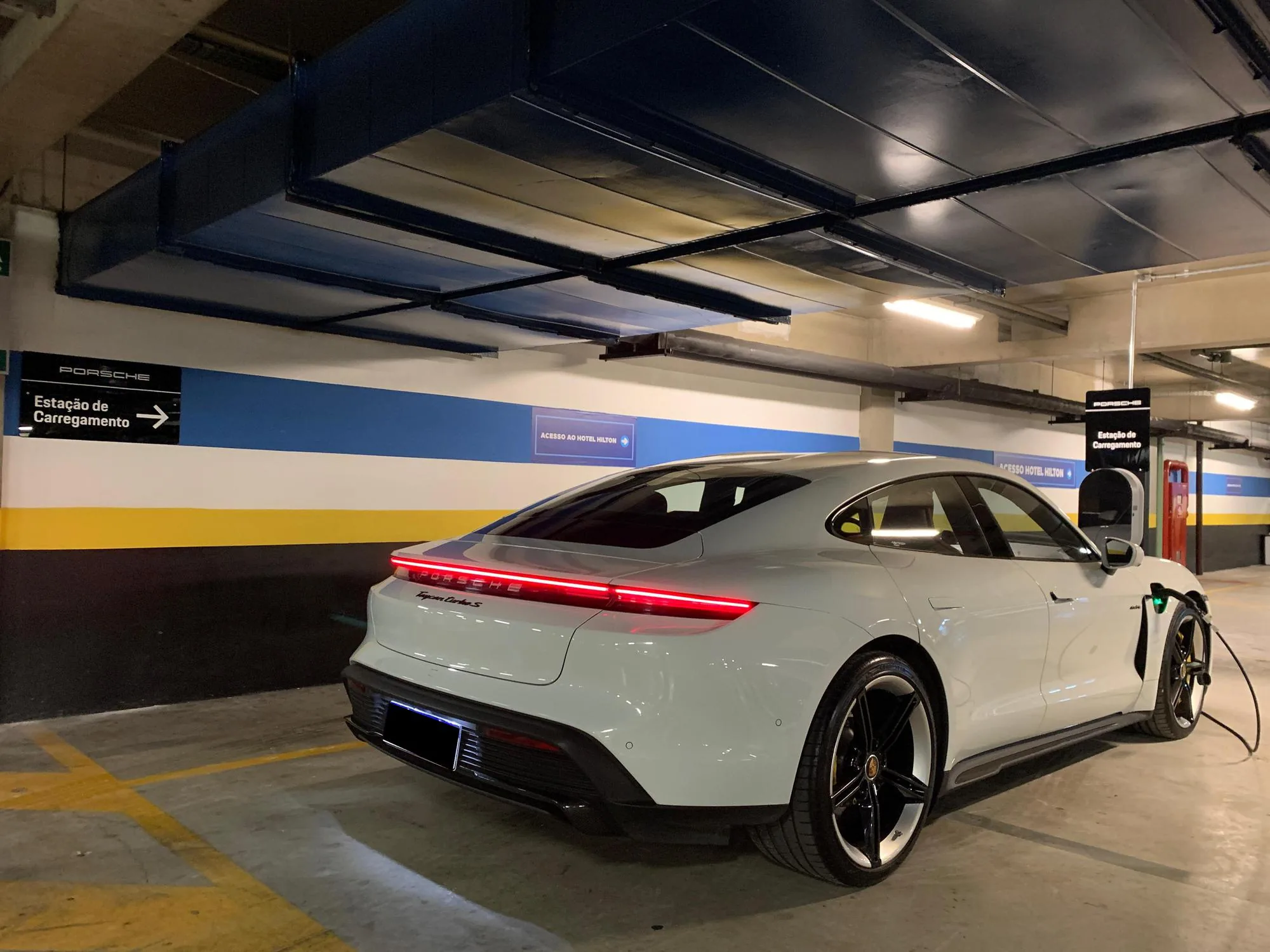 ESTAÇÃO DE CARREGAMENTO PORSCHE - HILTON MORUMBI