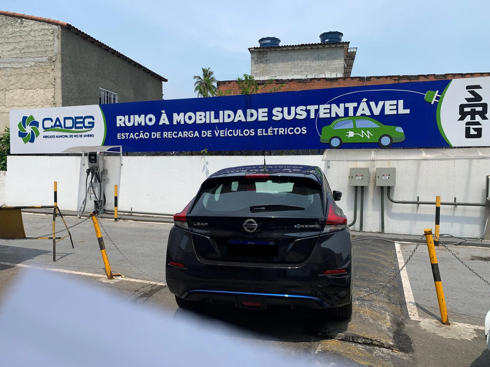 BENFICA - CADEG 7KWH GRATIS, ESTACIONAMENTO PAGO