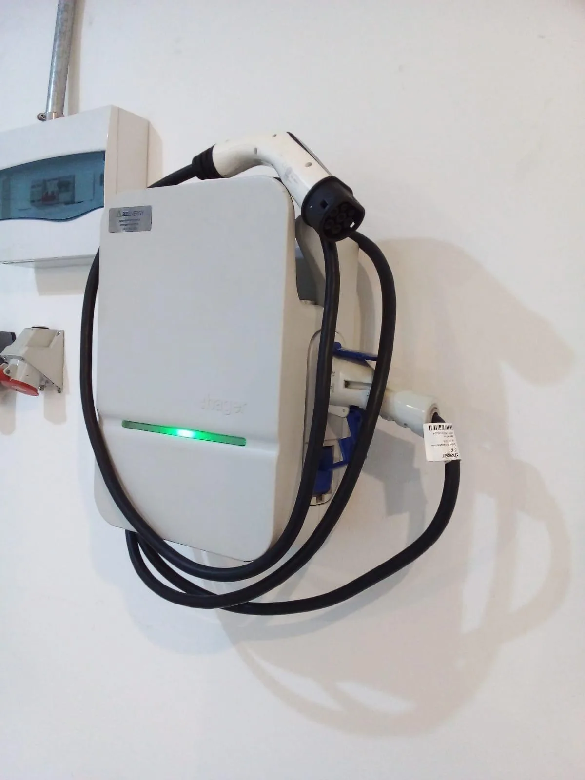 CURSO DE CARREGAMENTO DE CARROS ELETRICOS LGL SOLAR