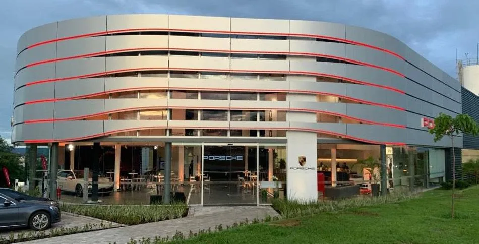 PORSCHE CENTER GOIÂNIA