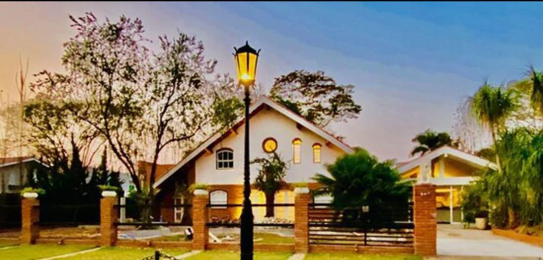 VILLA MILANI