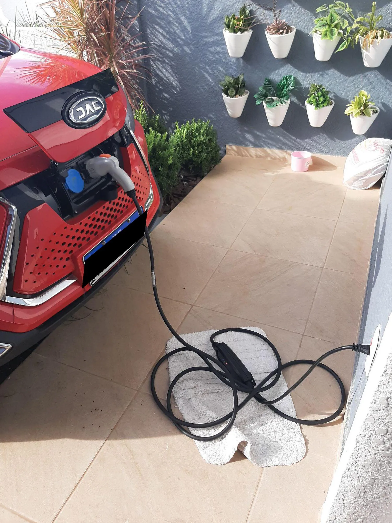 ELETRO POSTO DB ENERGIAS RENOVÁVEIS