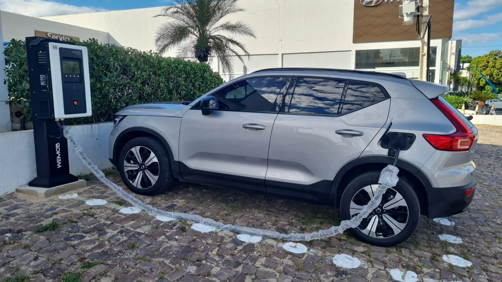 VOLVO - CONCESSIONÁRIA LAGOM - TERESINA