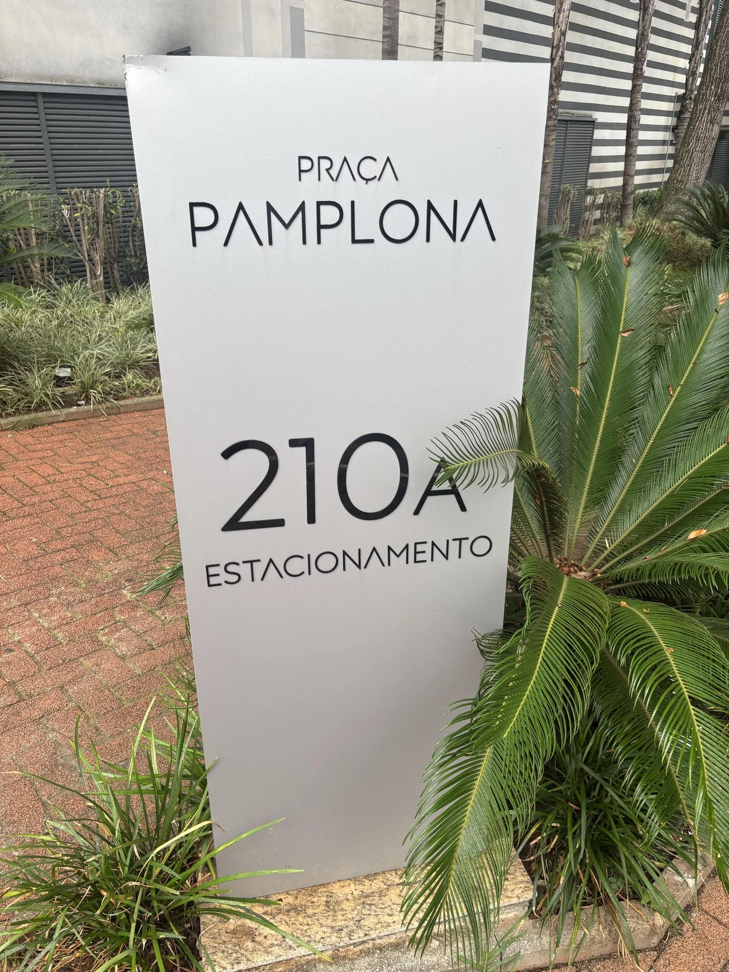ZLETRIC | PRAÇA PAMPLONA