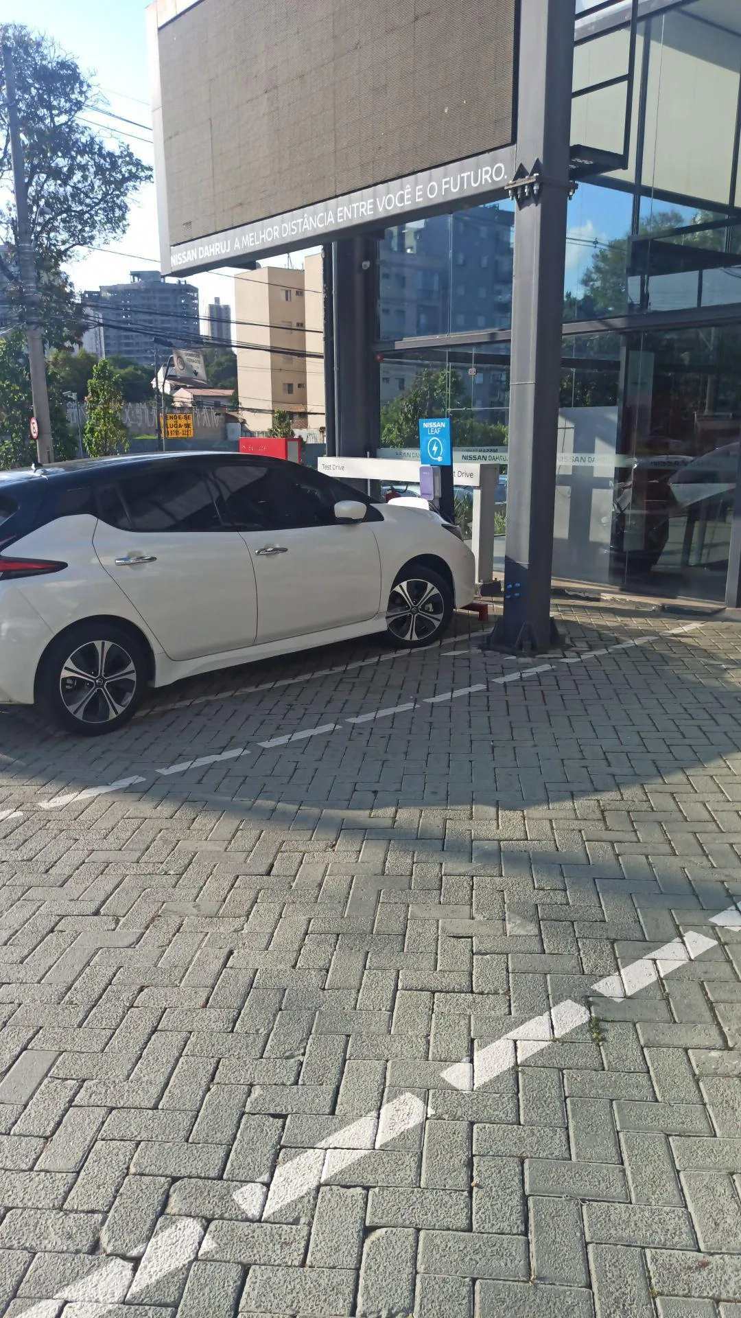 NISSAN