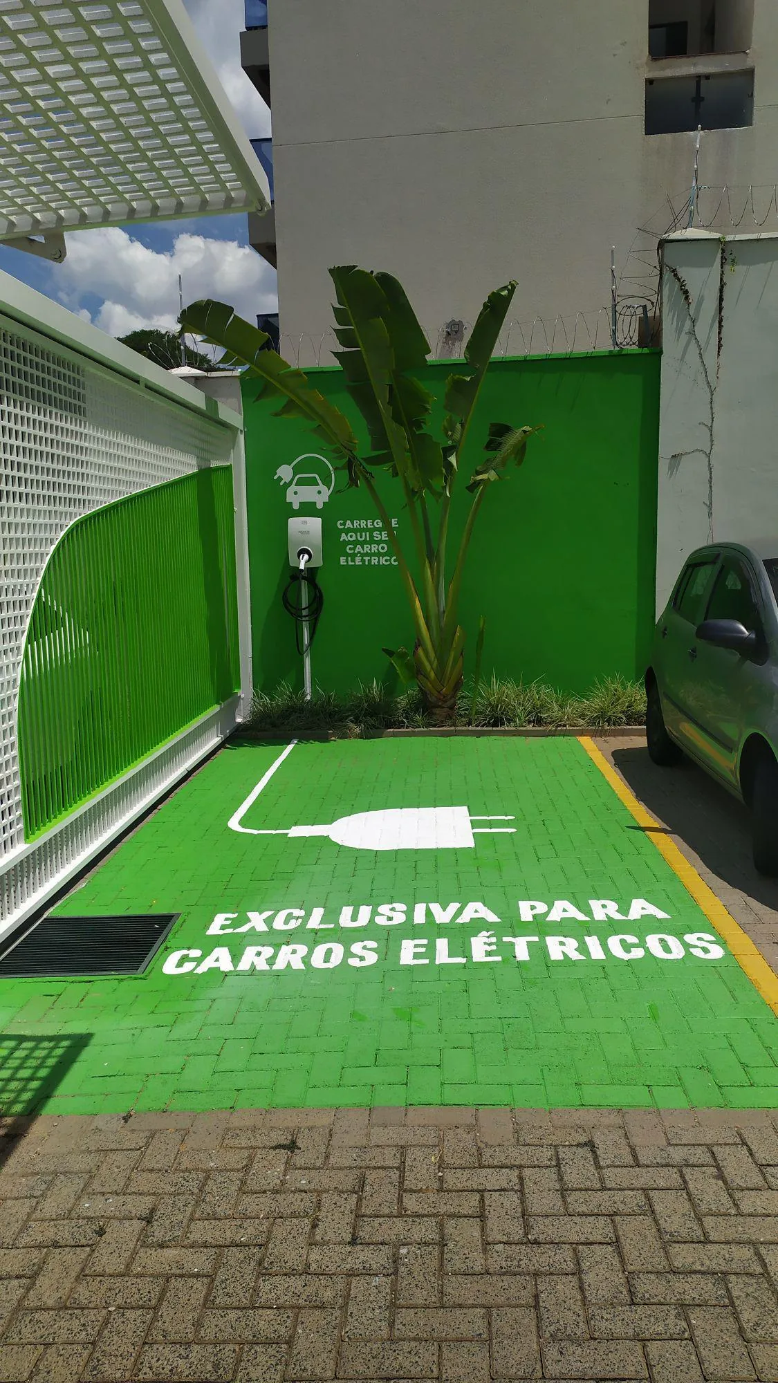 IMOBILIÁRIA CARDINALI