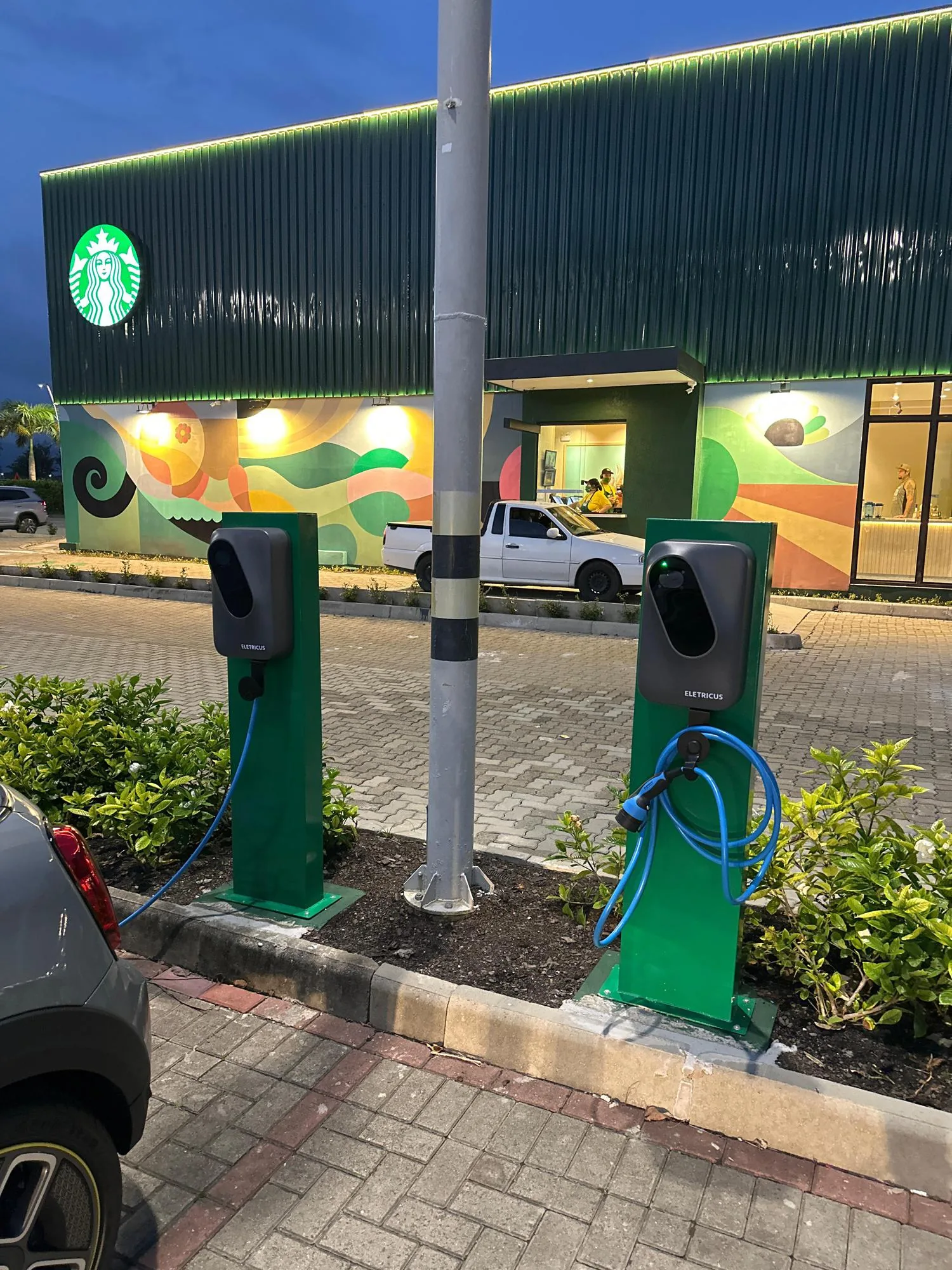 OUTLET PREMIUM - STARBUCKS