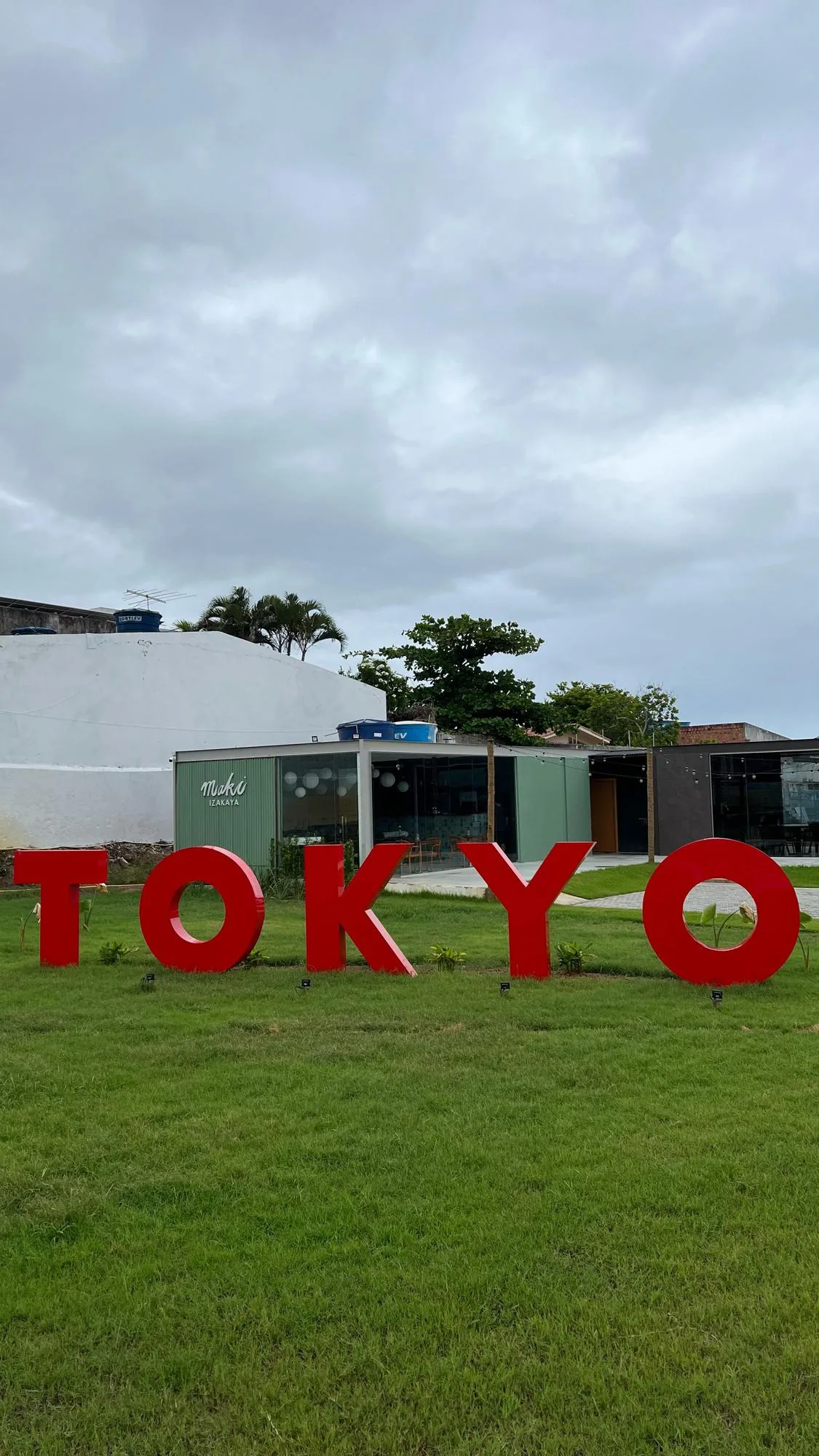 TOKYO SUSHI BAR