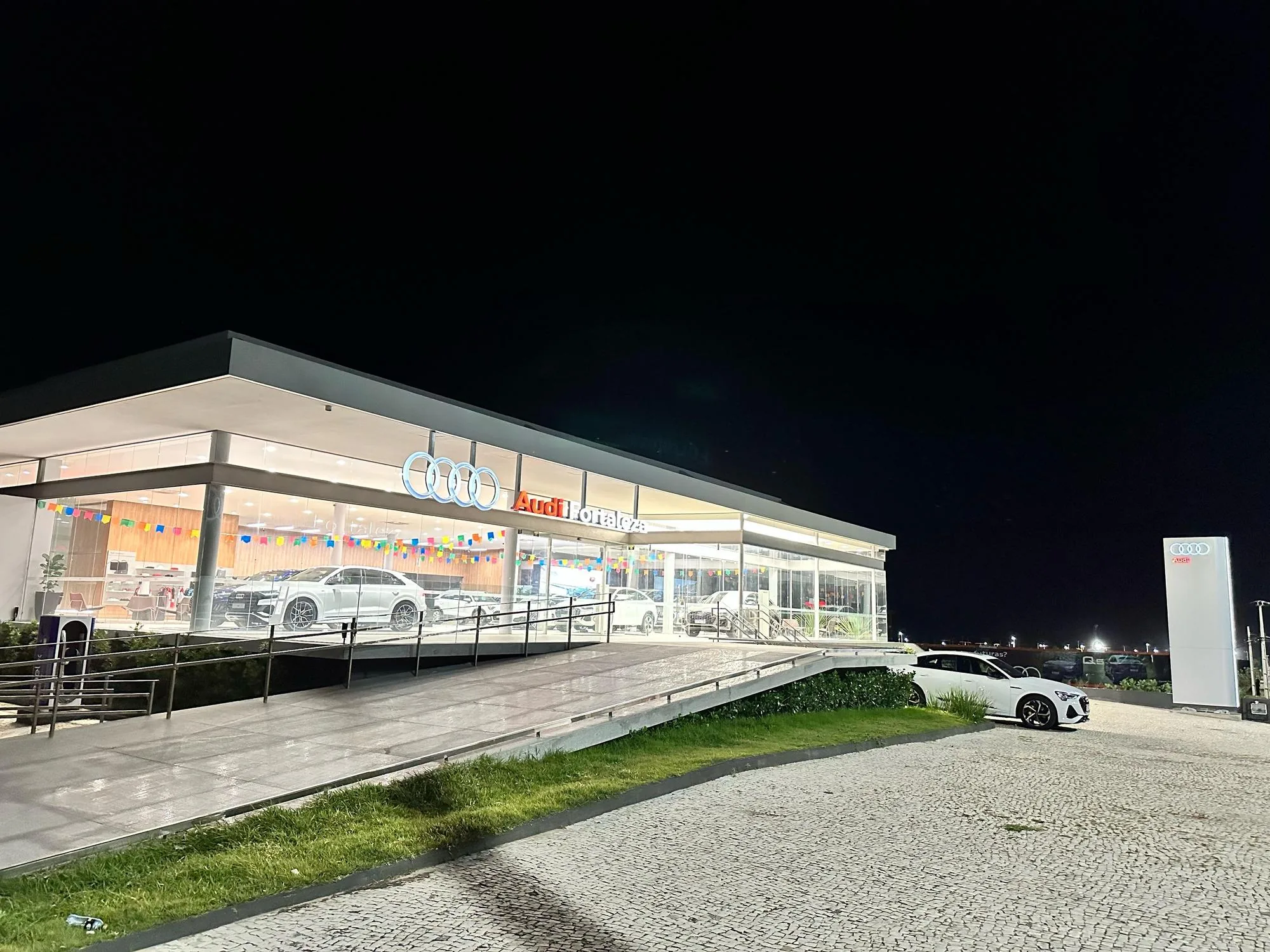 AUDI FORTALEZA