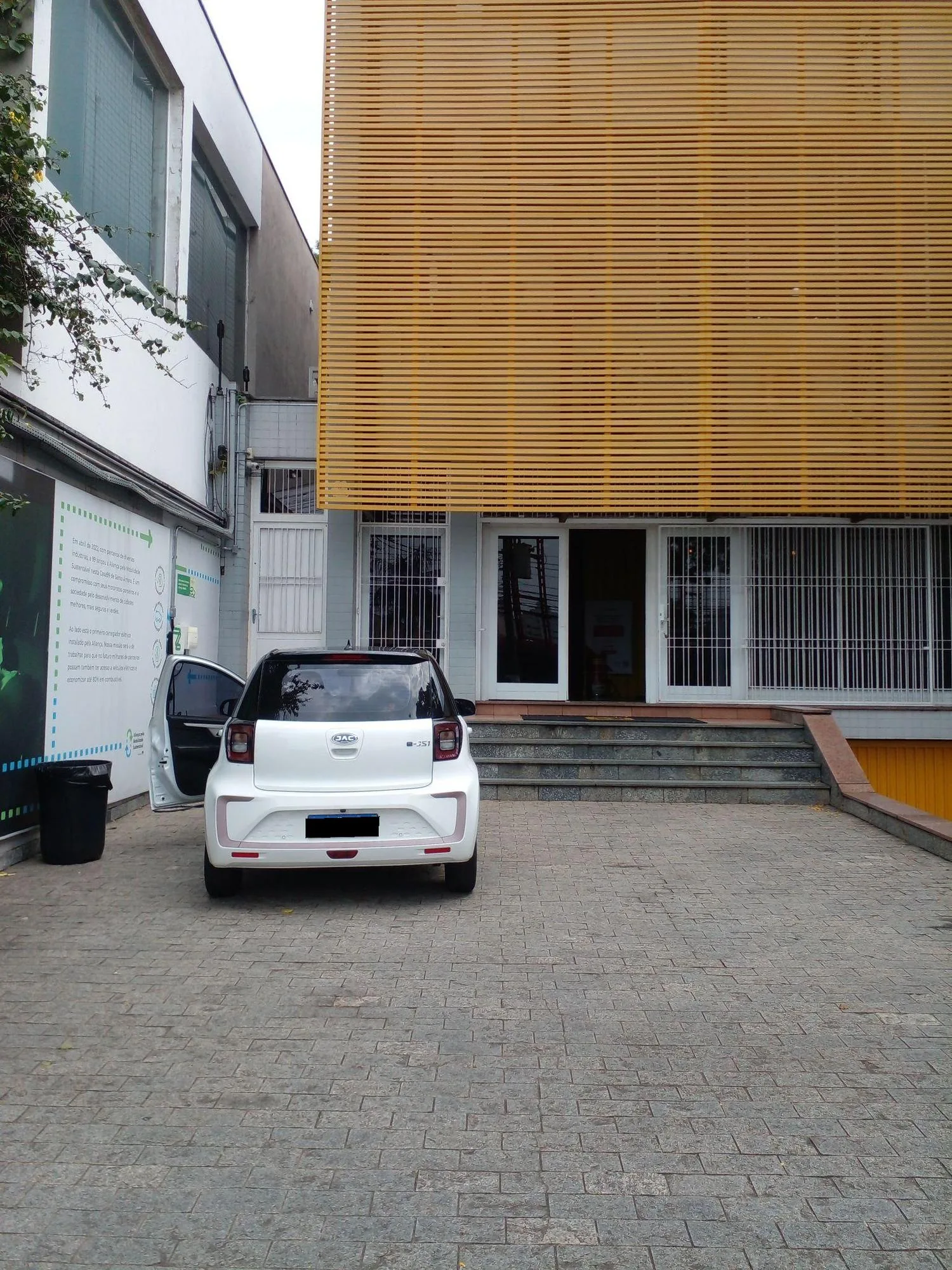 CASA 99