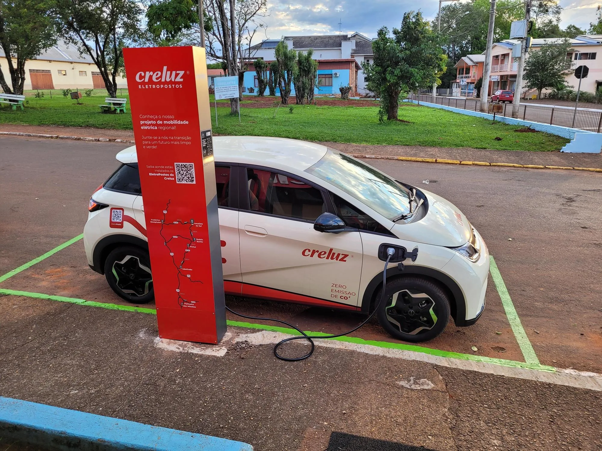 CRELUZ - COOPERATIVA DE DISTRIBUIÇÃO DE ENERGIA JABOTICABA