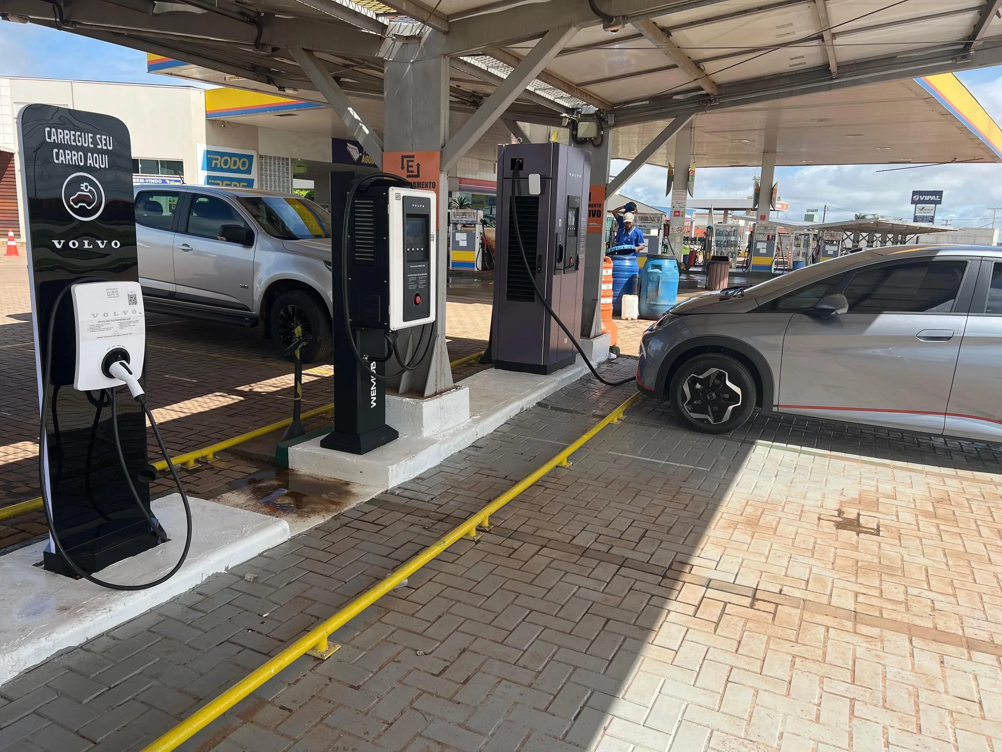 POSTO ÁGUIA BRANCA