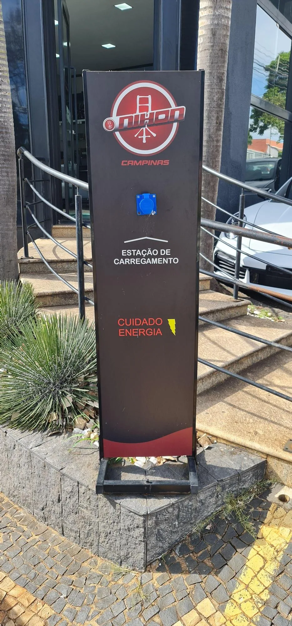 GARAGE NIHON SOM E ACESSORIOS