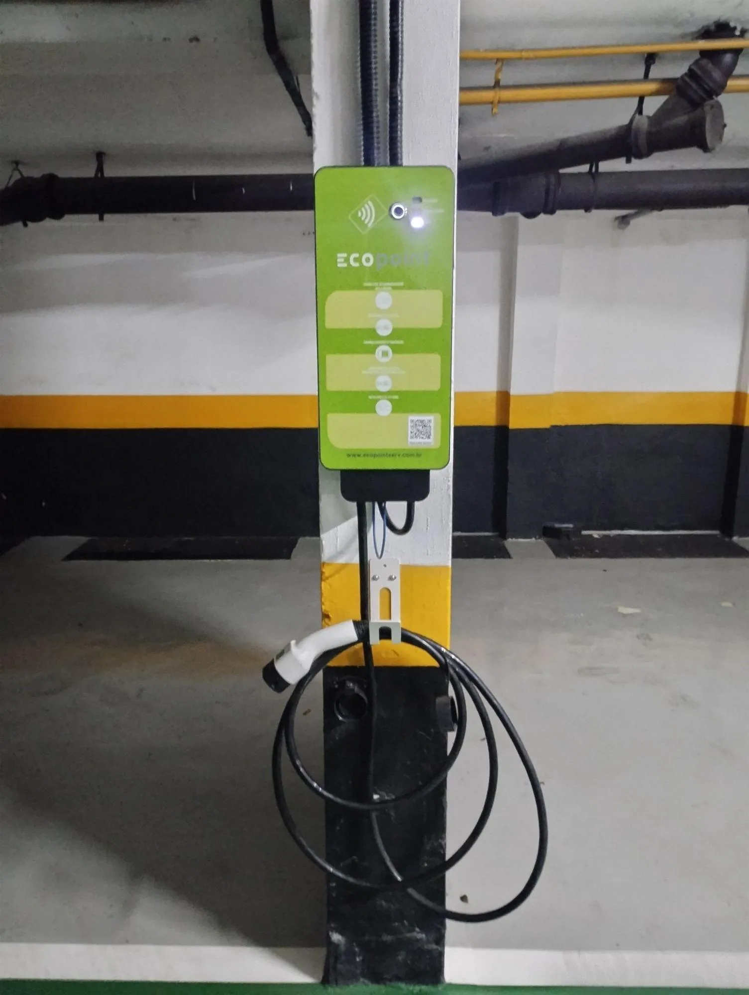ECOPOINT - AV FIRST CLASS OFFICE
