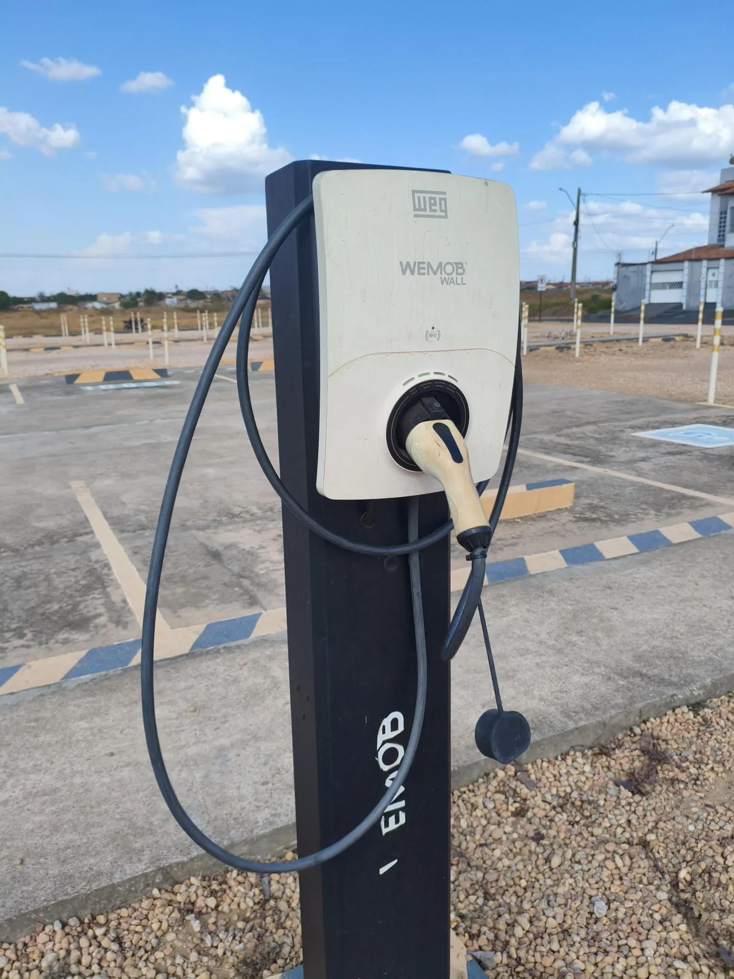 PRAÇA ESTACIONAMENTO