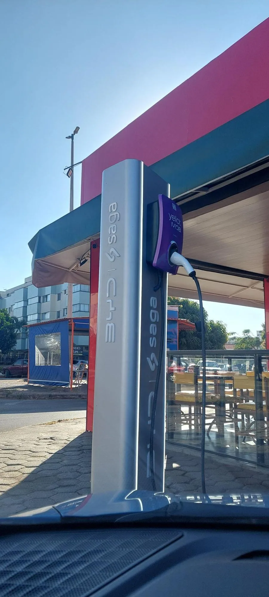 ESTAÇÃO YELLOTMOB - RESTAURANTE MINAS BRASIL