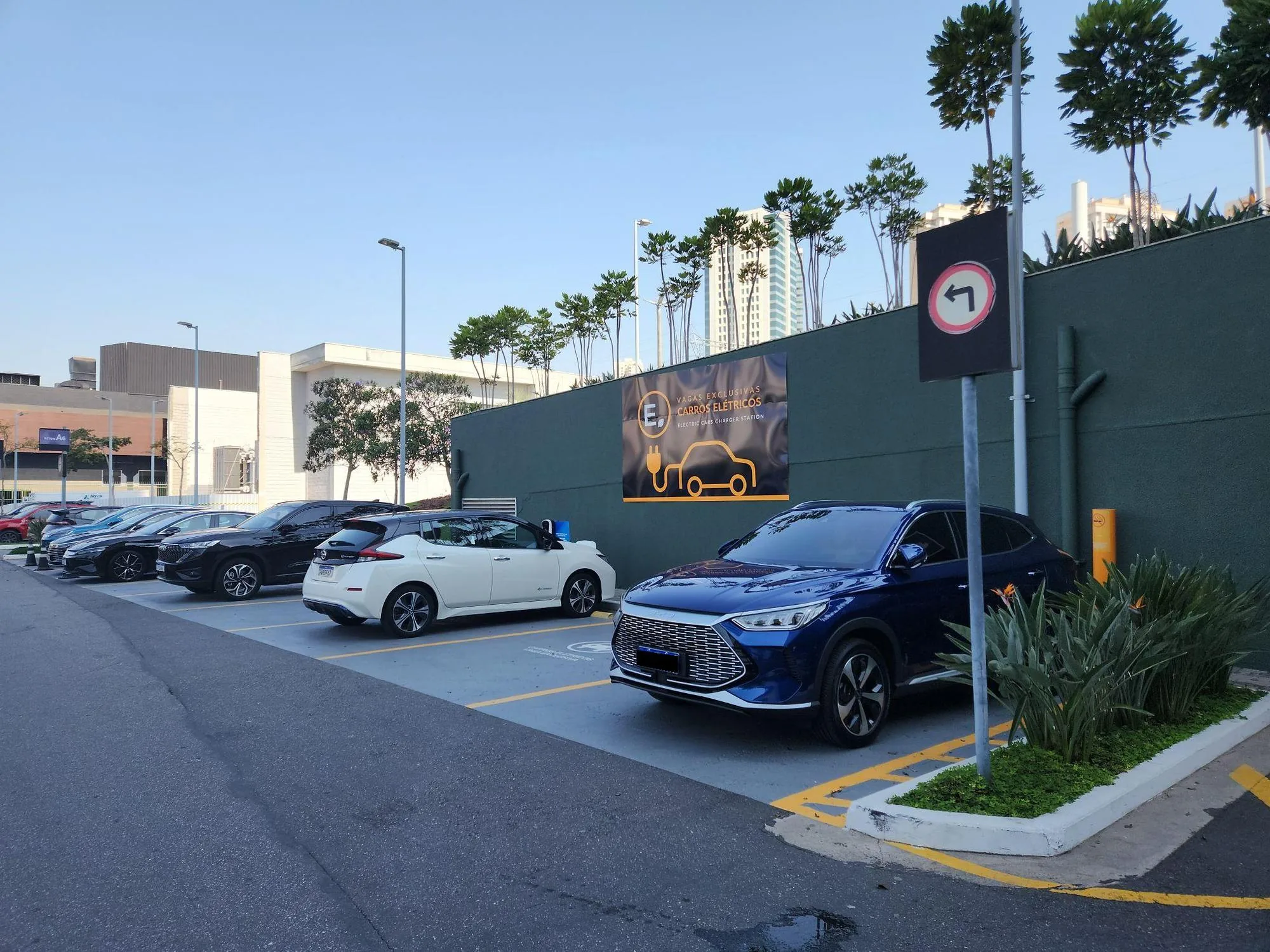 COLINAS SHOPPING BYD