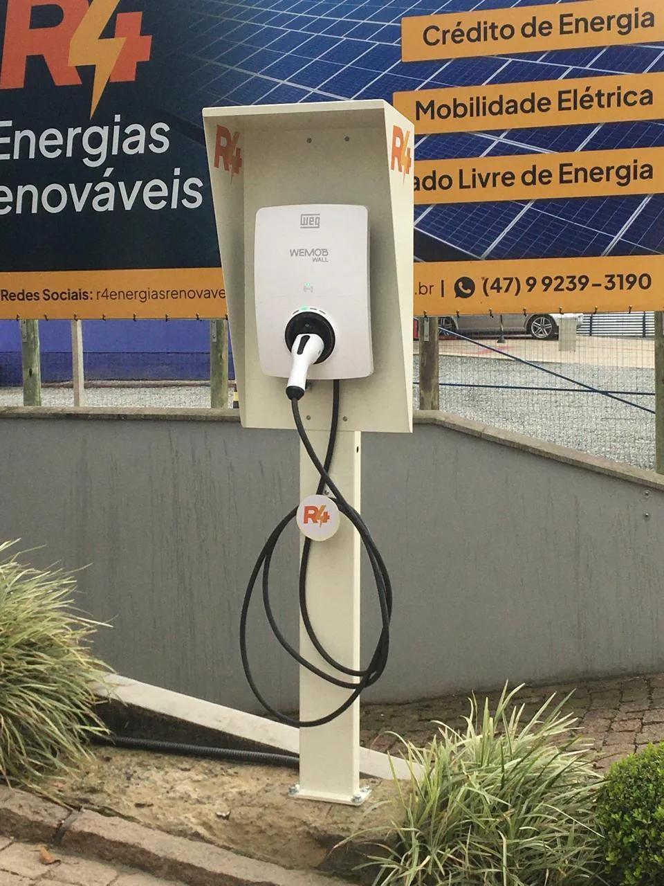 REDE DE ESTAÇÕES DE RECARGA UNIFIQUE ENERGIA - UNIFIQUE ENERGIA