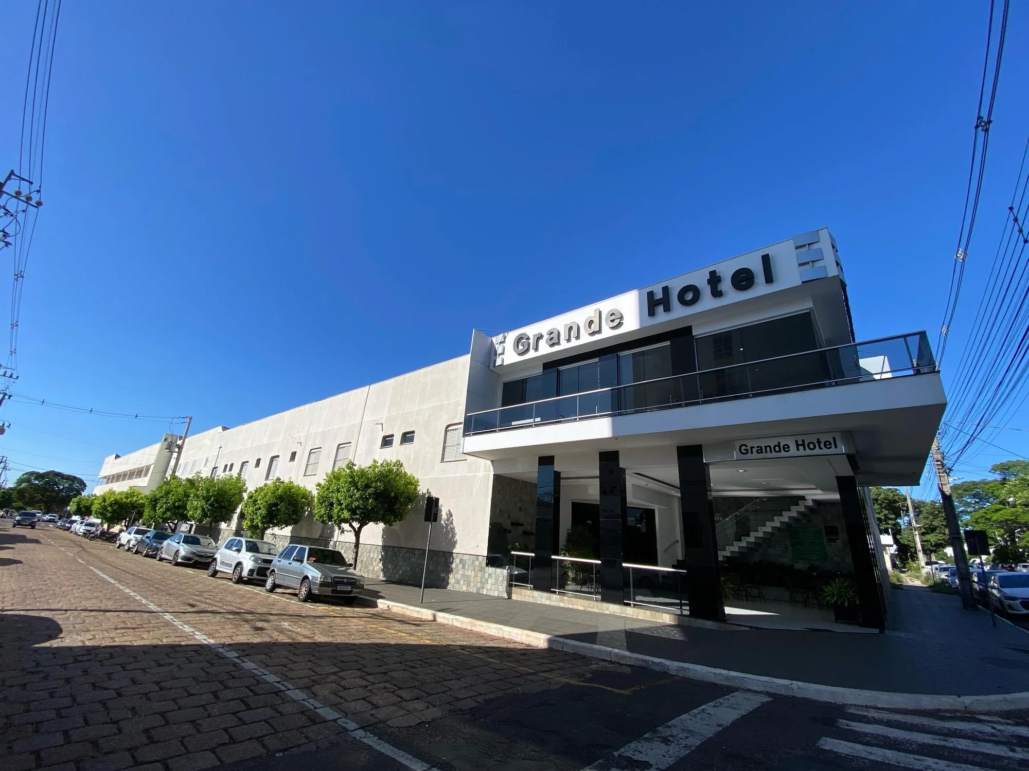 GRANDE HOTEL PARANAVAI