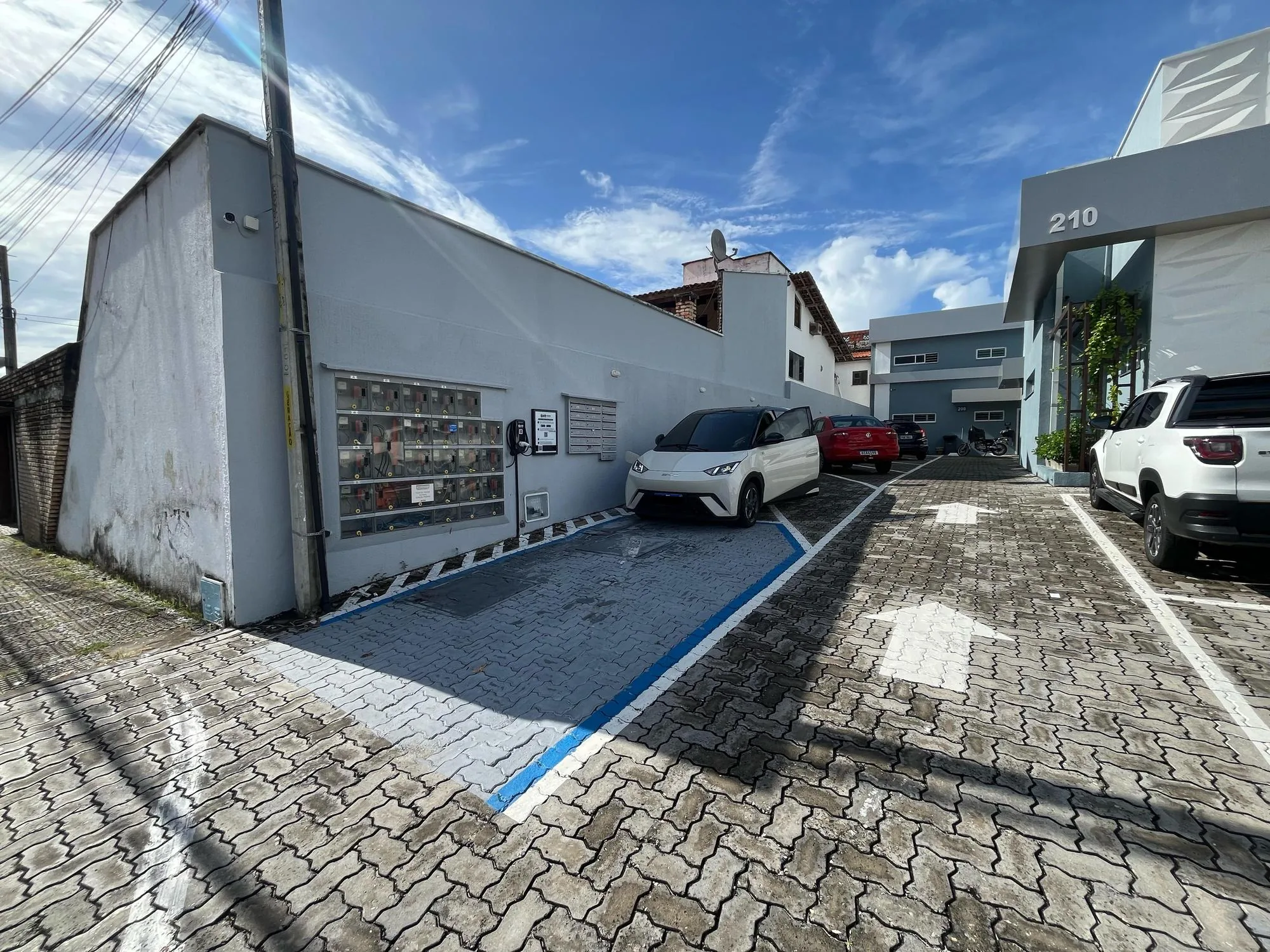BN9 - TM OFFICE 01