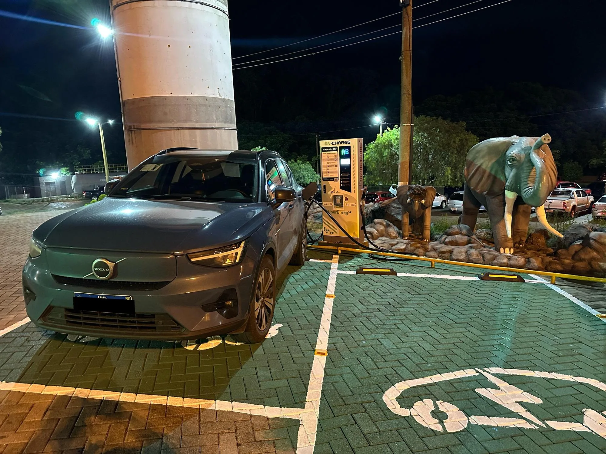80 KW | CHURRASCARIA ESTRELA DE PRATA EXECUTIVE