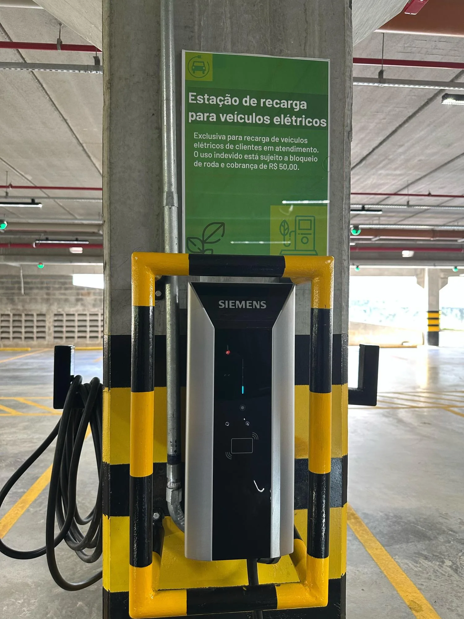 FERREIRA COSTA BARRIS