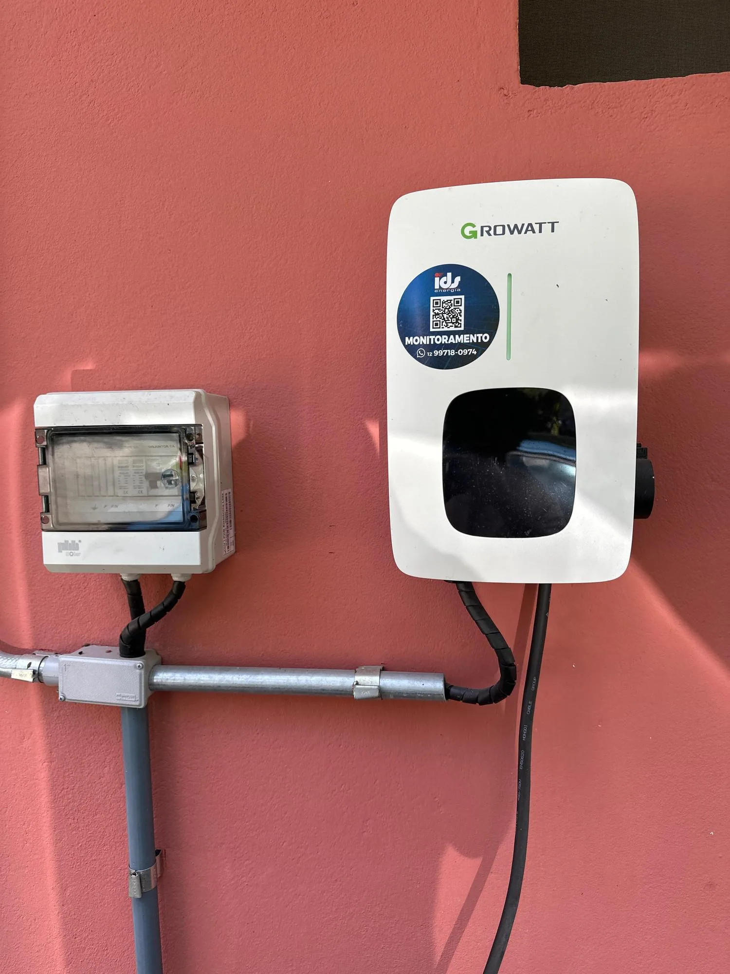 CENTRO COMERCIAL MANACÁ DA SERRA