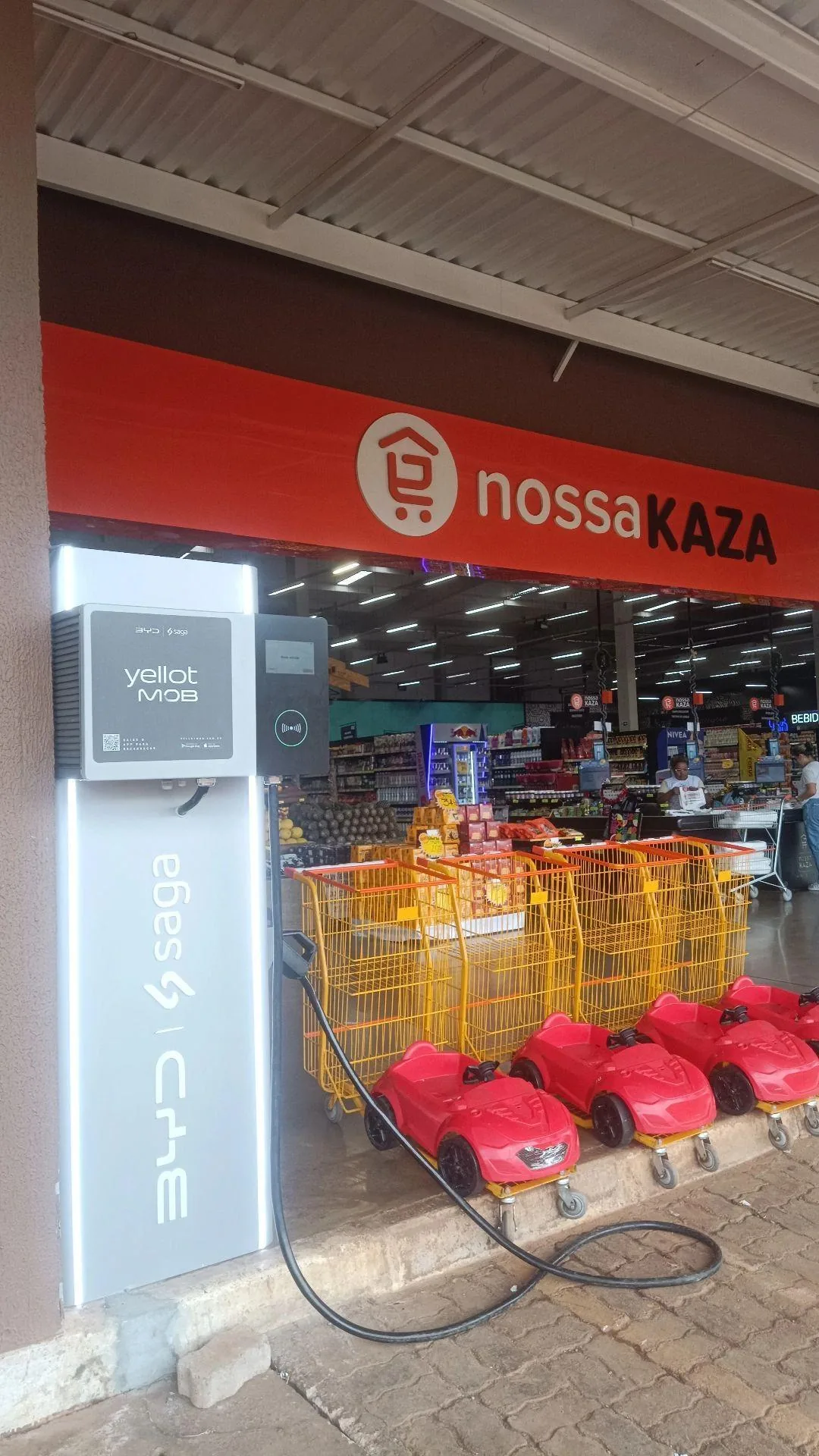 ESTAÇÃO YELLOTMOB - NOSSA KAZA