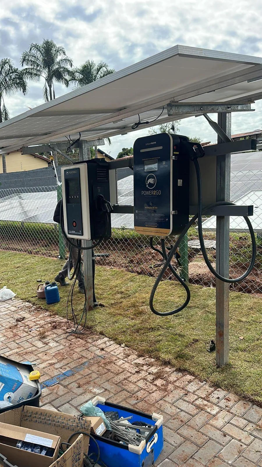 ELETROPOSTO SOLAR VINHEDO ( ESTÁ DESATIVADO)
