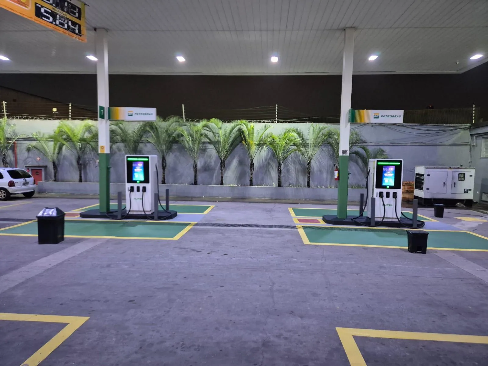 140 KW E-STOP RECHARGE - POSTO NAÇÕES UNIDAS