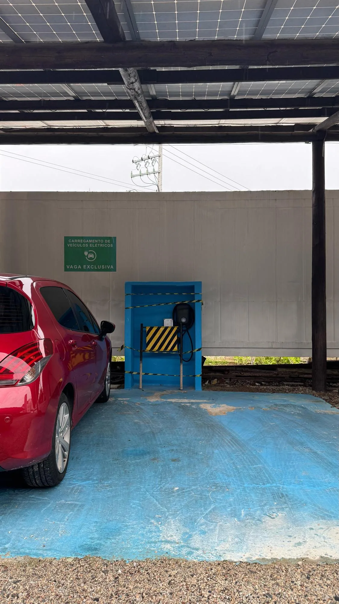 ELETROPOSTO DAYBACK CHARGER ( ESTACIONAMENTO COSTA NORTE HOTEL)