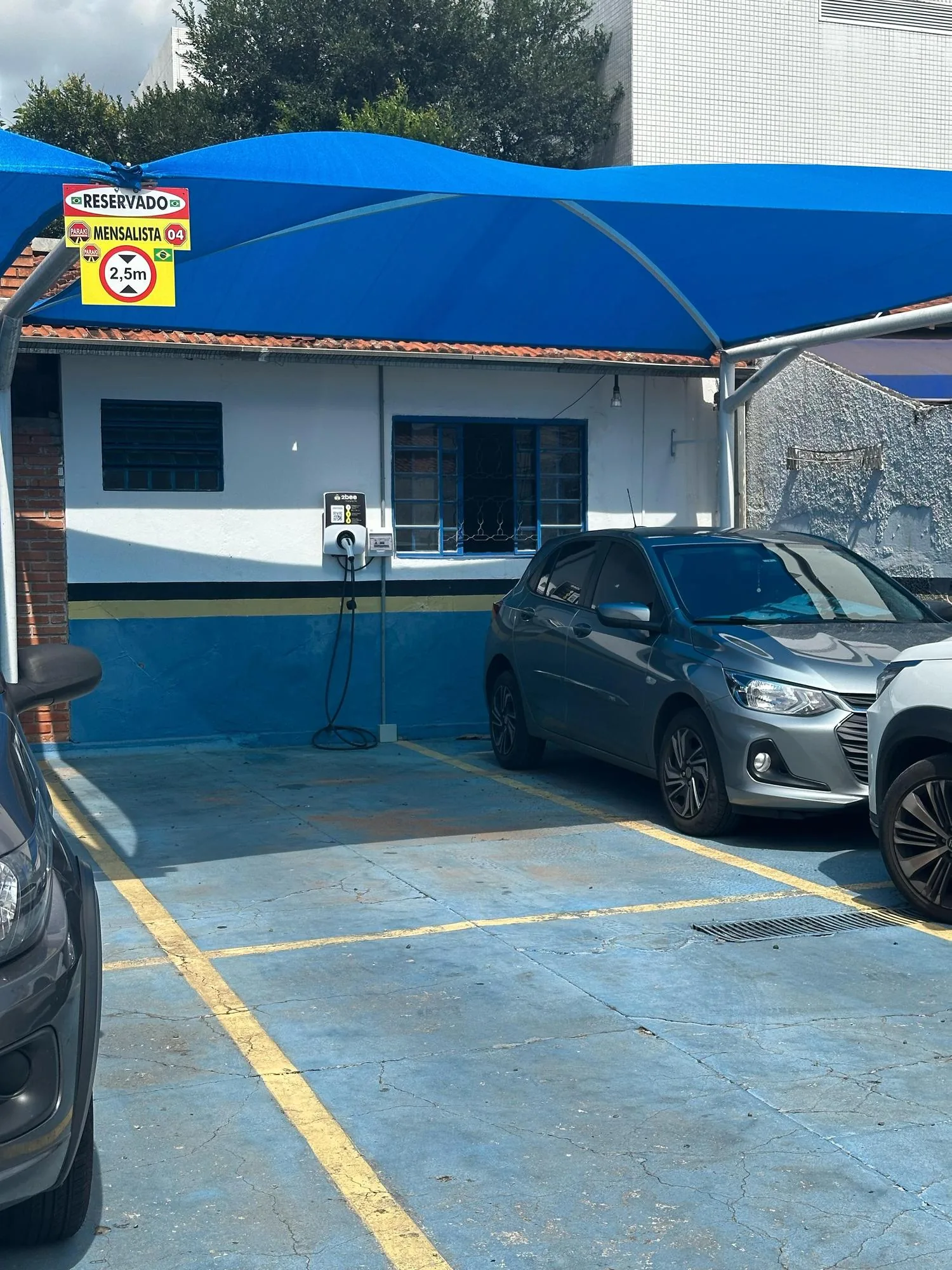ESTACIONAMENTO PARAKI
