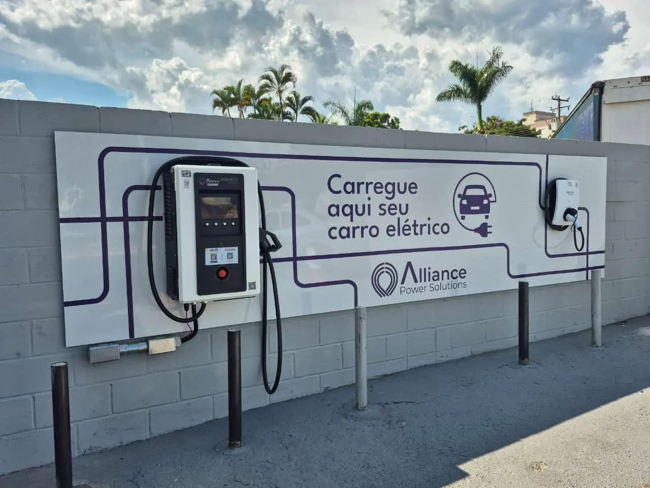 ESTAÇÃO DE CARREGAMENTO ALLIANCE POWER SOLUTIONS - POSTO MOARES