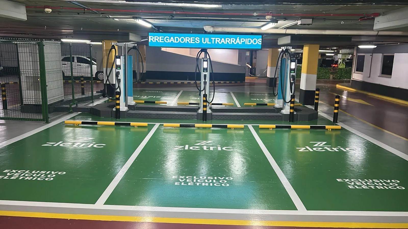 ZLETRIC | ESTAPAR CINELÂNDIA ULTRARRÁPIDOS