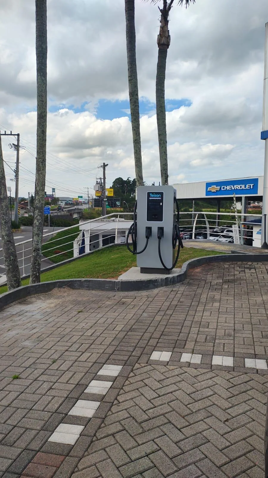 CIA CHARGE | ATE 80KW | UVEL - BRUSQUE