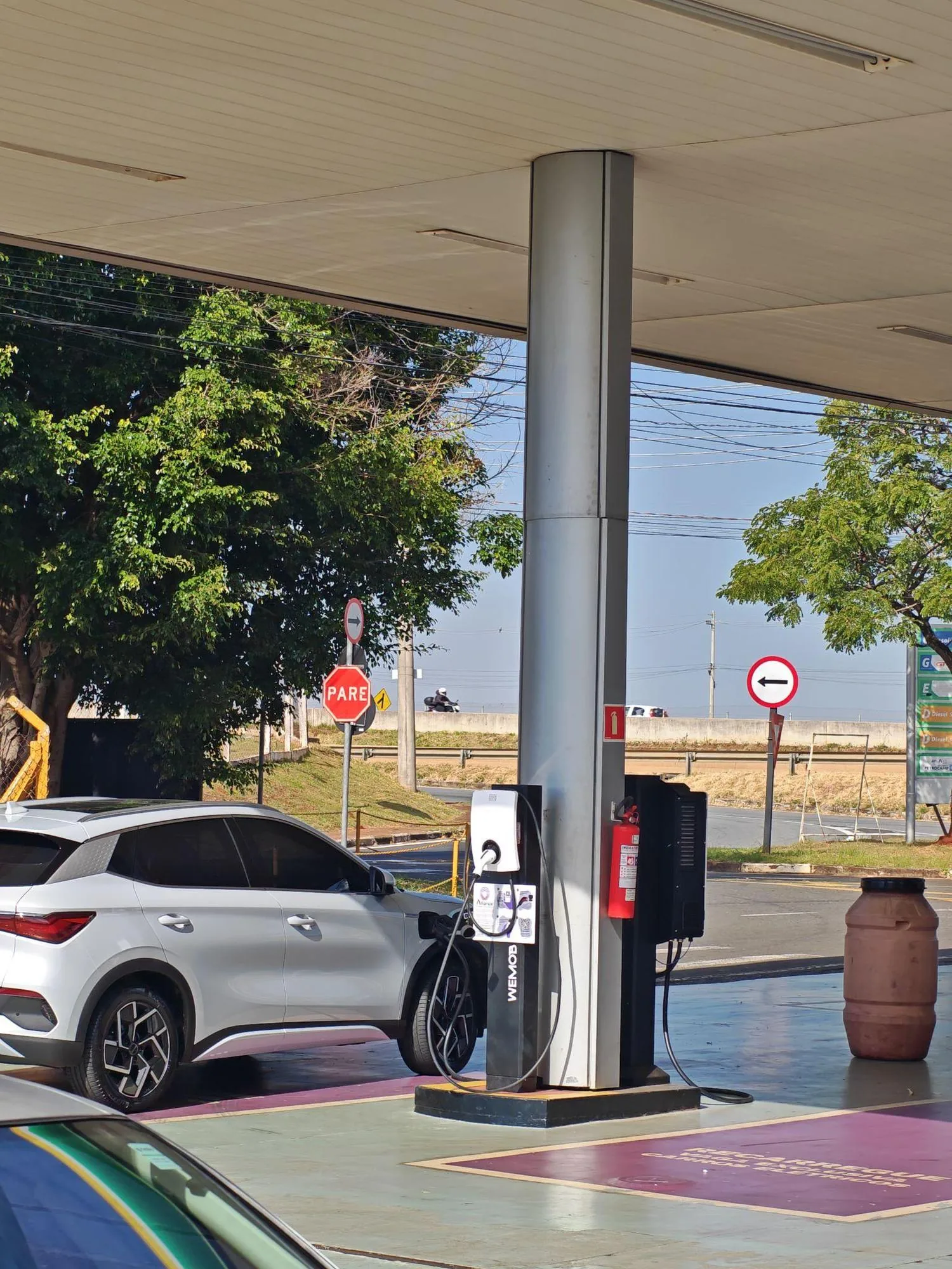 ESTAÇÃO DE CARREGAMENTO ALLIANCE POWER SOLUTIONS - POSTO CEASA