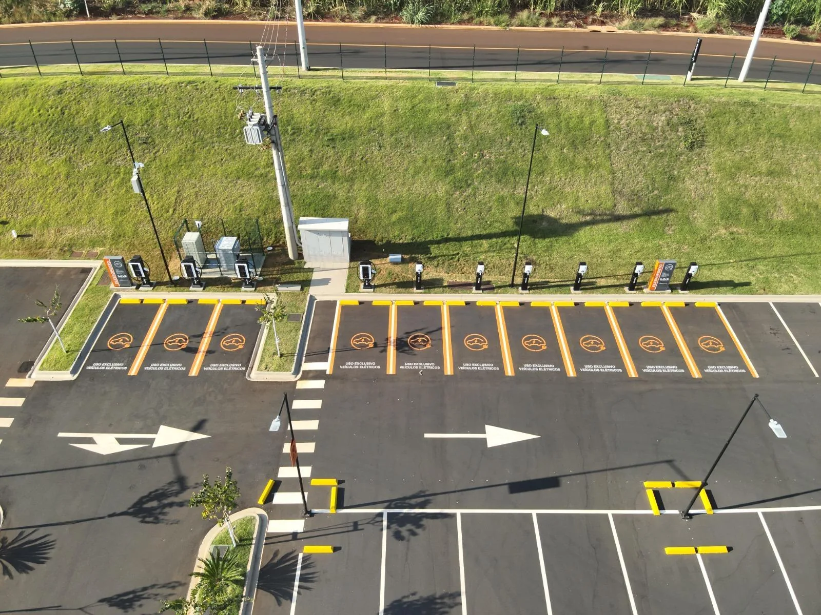 ELETROPOSTO LATIN AMERICA SOLAR - SANTA MARIA OUTLET