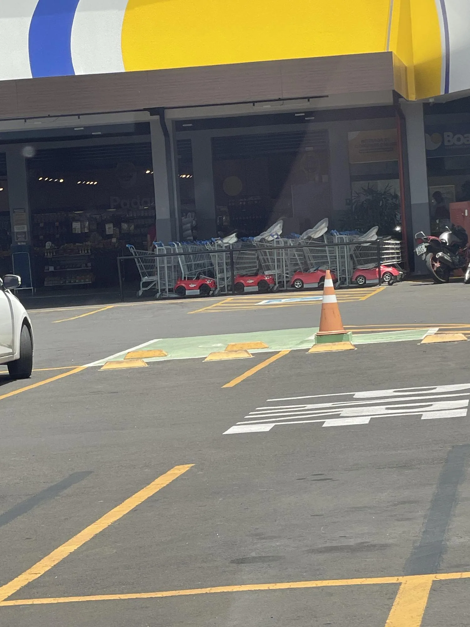 SUPERMERCADO PORTUGA