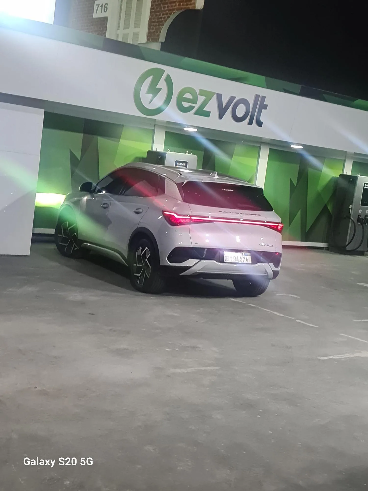 ELETROPOSTO EZ VOLT - VILA OLÍMPIA