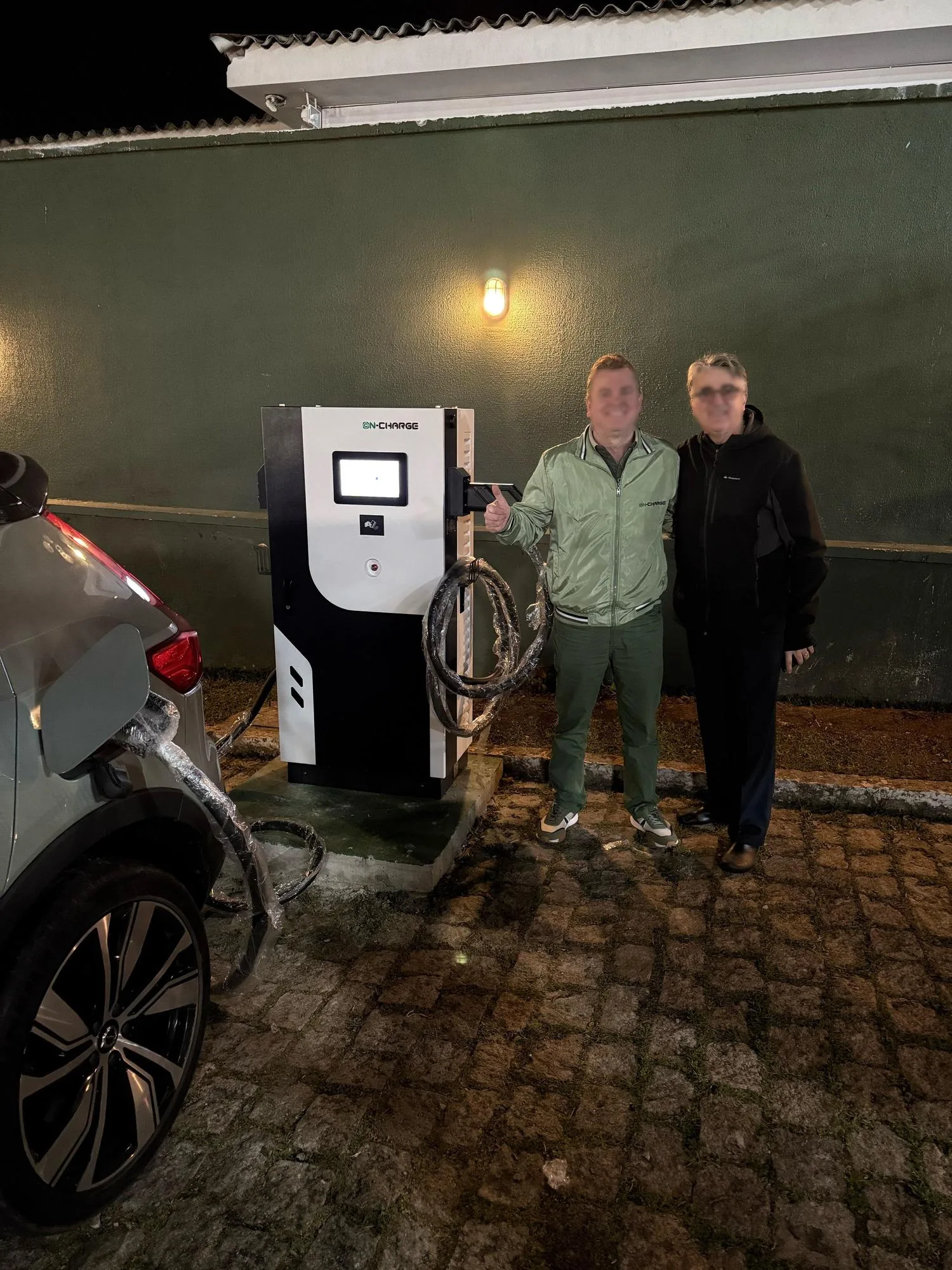 DOM ANTÔNIO ELETROPOSTO | CCS2 - 80KW / APP ON CHARGE