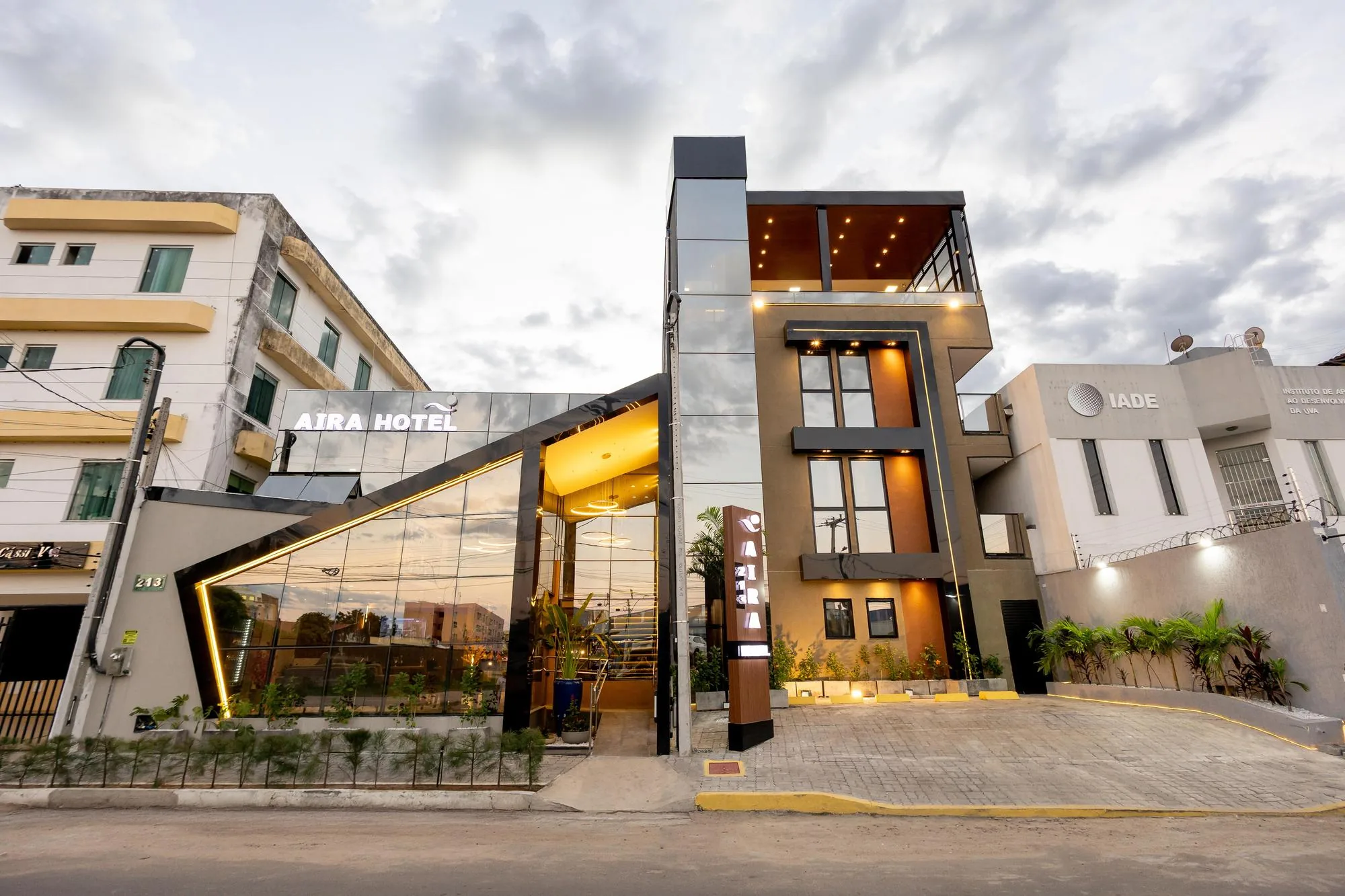 AIRA HOTEL