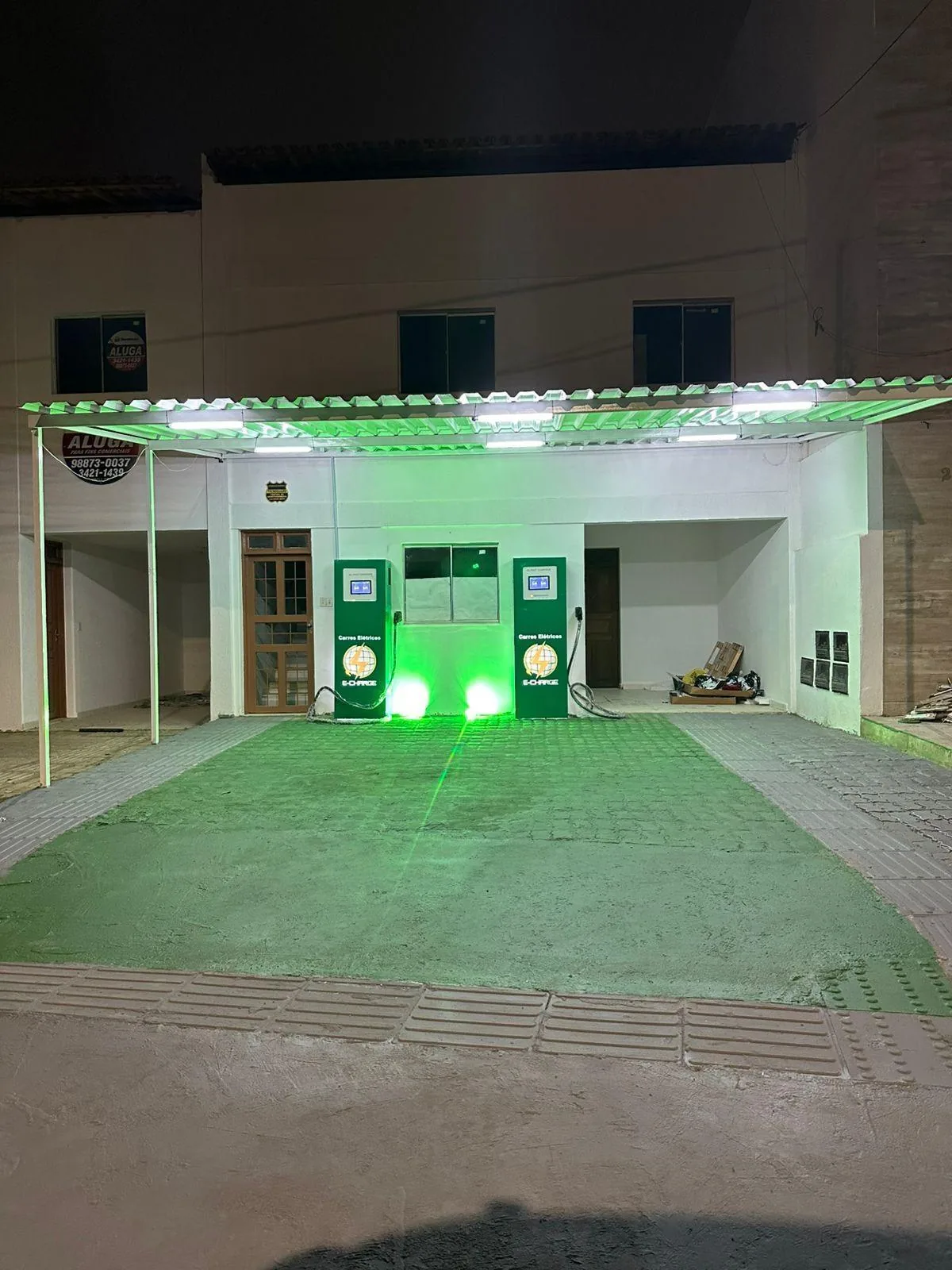 E-CHARGE 2 ESTAÇÕES RECARGA RÁPIDA 40KW