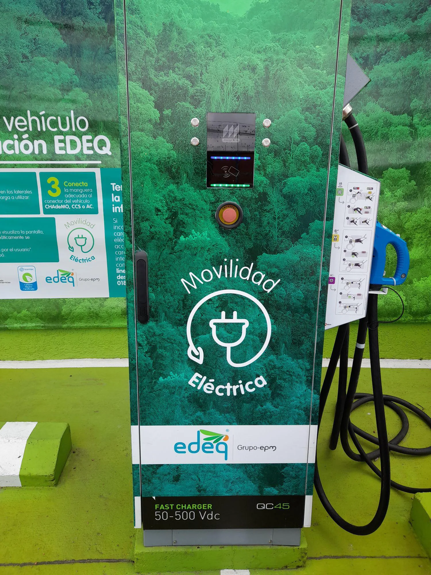 TRES ESQUINAS EDEQ