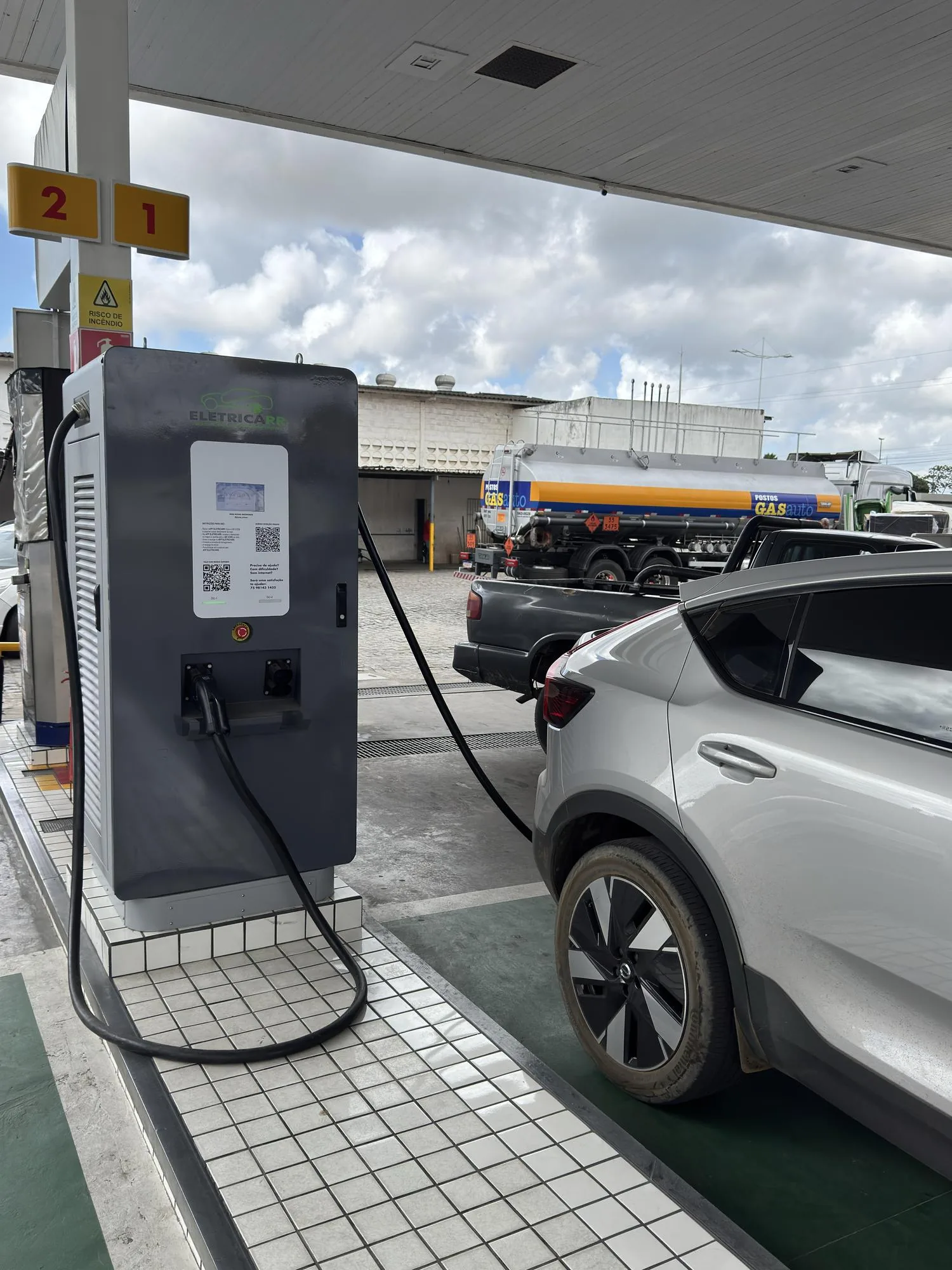ELETRICARR - POSTO GASAUTO TOMB 240 KW + 120 KW