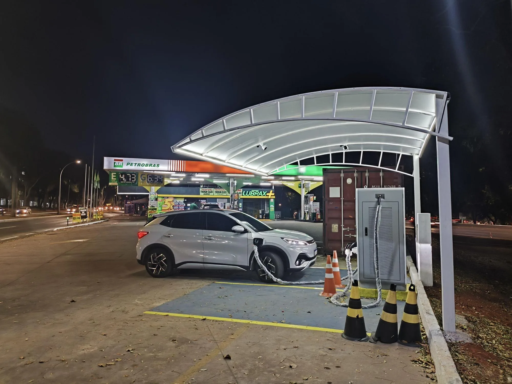 PORAQUÊ RECARGAS 60KW - POSTO PETROBRAS 103 NORTE