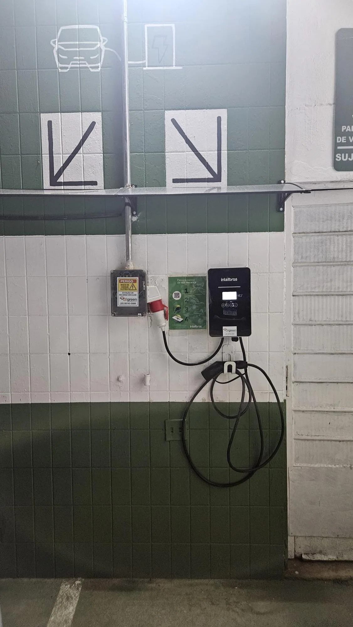 CARLTON PLAZA EV DF GREEN